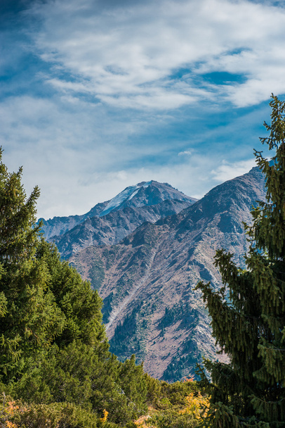 гірський хребет
 - Фото, зображення