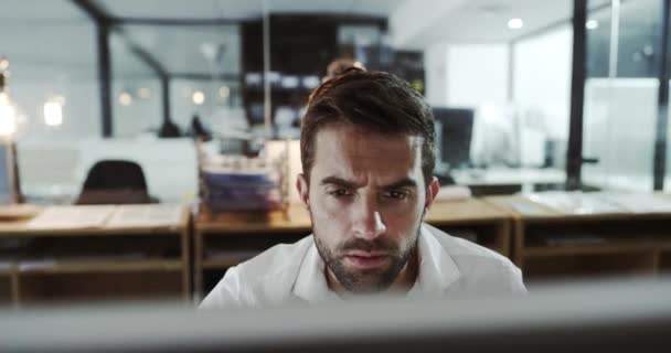 Stressed and worried businessman making a bad mistake, problem or wrong email message sent on his desktop computer. Scared and mature corporate worker failing to reach a deadline or in a work crisis. - Video, Çekim