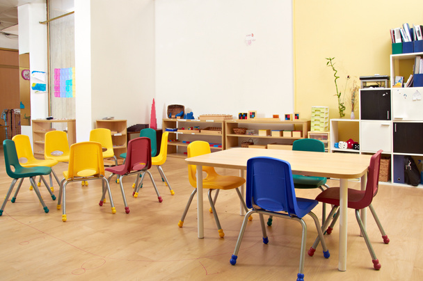 Jardim de infância Montessori Sala de aula pré-escolar
 - Foto, Imagem