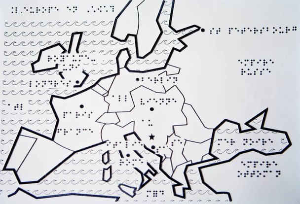 Map of Europe available in Braille (raised tactile writing system) for the blind or visually impaired. - Foto, Bild