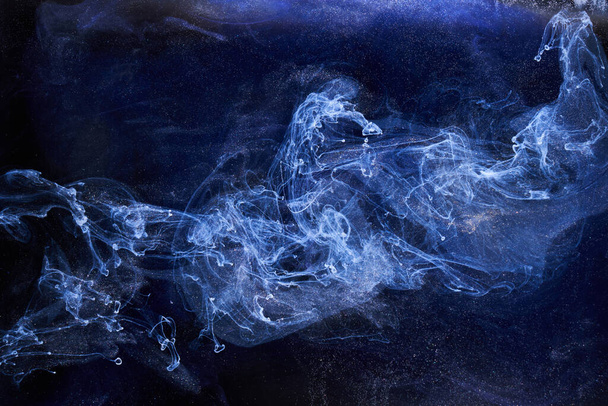Liquid fluid art abstract background. Blue acrylic paint underwater, galactic smoke ocean - Foto, Imagem