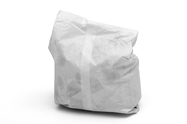 Bolsas de papel sobre fondo blanco
 - Foto, Imagen