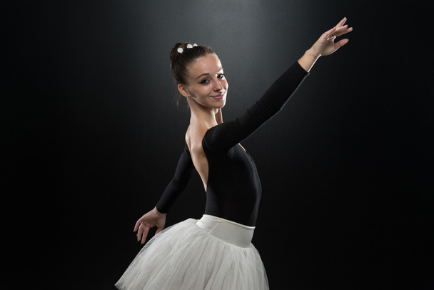 Young Ballet Dancer Ballerina - Valokuva, kuva