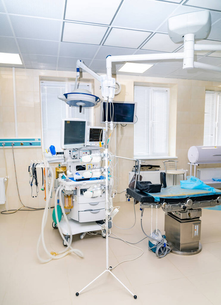 Emergency hospital room devices. Medical surgery professional equipment. - Foto, Bild