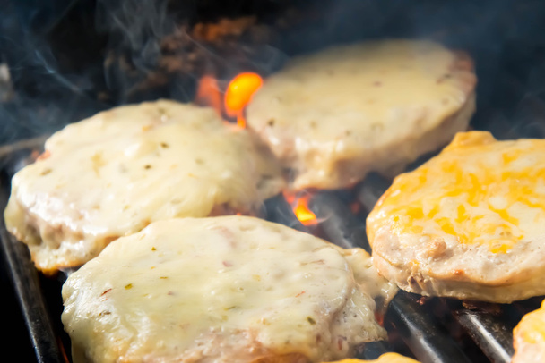 peynirli hamburger ızgara, Barbekü - Fotoğraf, Görsel