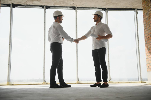 two business man construction site engineer - Zdjęcie, obraz