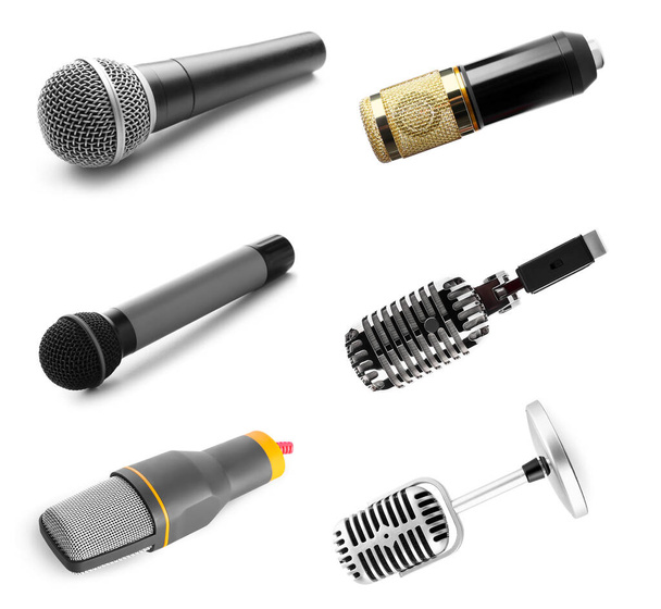 Набор различных микрофонов, изолированных на белом - Фото, изображение
