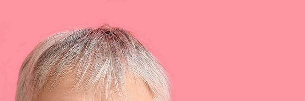 Senior woman with grey hair on pink background with space for text, closeup - Fotografie, Obrázek