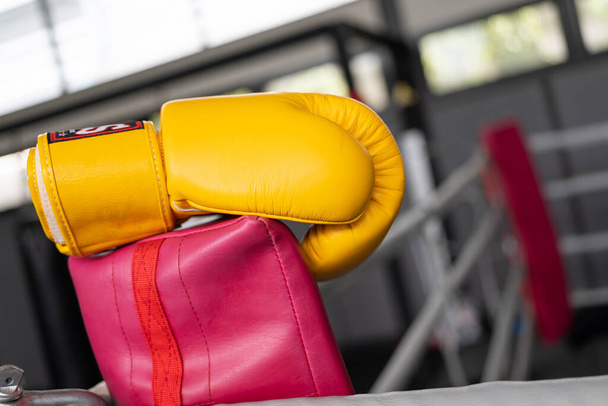 yellow boxing gloves in Gym Fitness.  - Foto, immagini