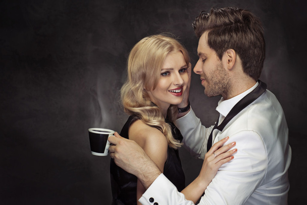 Young couple drinking coffee in the cafe - Foto, immagini