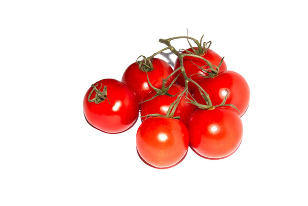 tomates cerises sur fond blanc - Photo, image