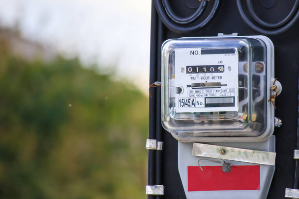 Sähköinen teholaatikko mittari kotikäyttöön - Valokuva, kuva