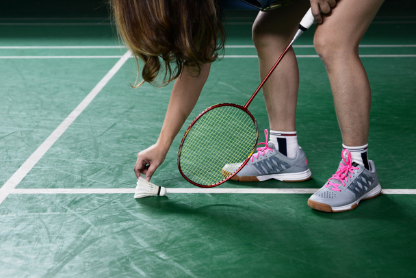 badminton - badmintonové kurty s hráči soutěžit - Fotografie, Obrázek