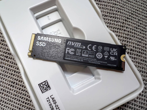 Paris, France - Apr 8, 2022: New unboxed Samsung 980 Pro NVME ssd hard disk drive for the personal computer or mac Apple upgrade - Photo, Image