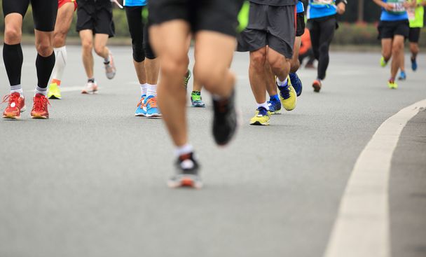 Maraton sportowców konkurujących w fitness - Zdjęcie, obraz