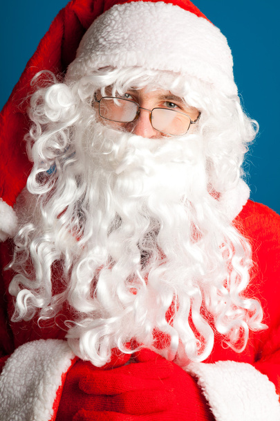 Père Noël avec costume rouge
 - Photo, image
