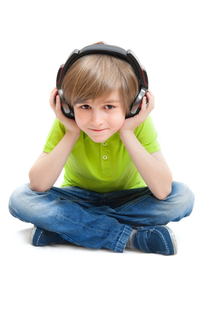 Boy wearing headphones - 写真・画像