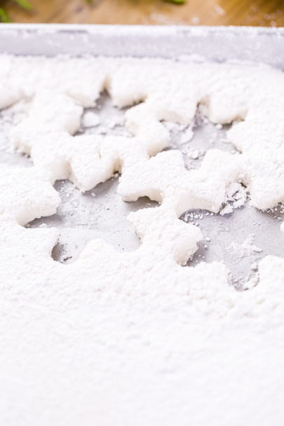 Dokonywanie porcję w kształty śniegu - Zdjęcie, obraz