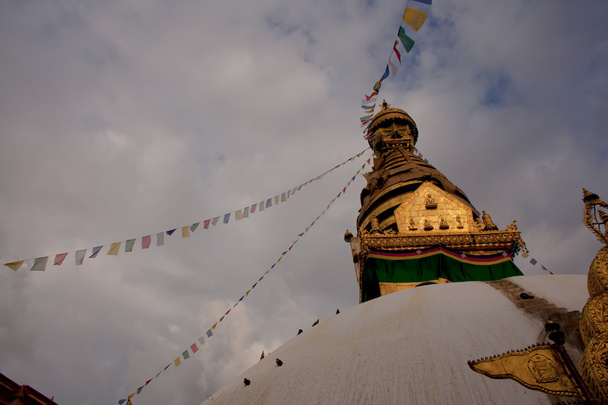 Swayambhunath Stupa prise dans le Katmandou
 - Photo, image