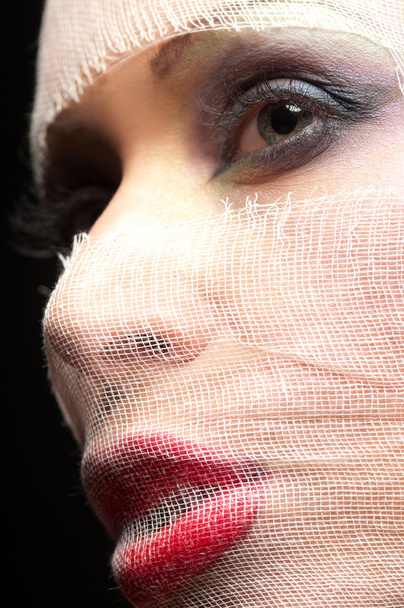 Portrait of a woman in a bandage - Foto, Imagem
