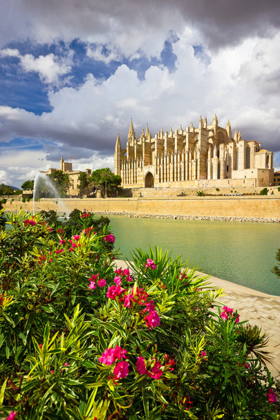 La Catedral de Santa Maria de Palma de Mallorca, La Seu, España - Foto, Imagen