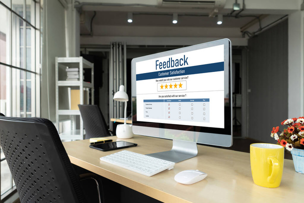 Customer feedback and review analysis by modish computer software for corporate business - Foto, immagini