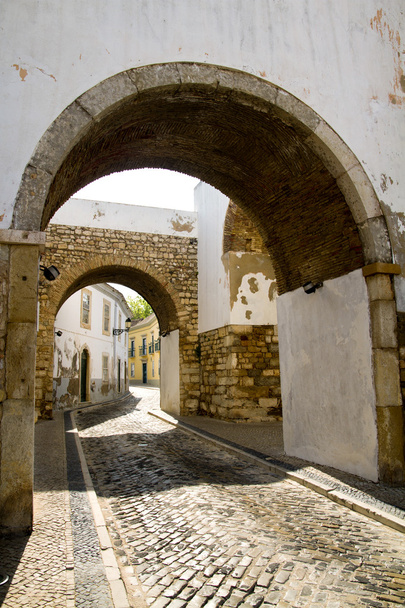 Arco de la historia
 - Foto, Imagen
