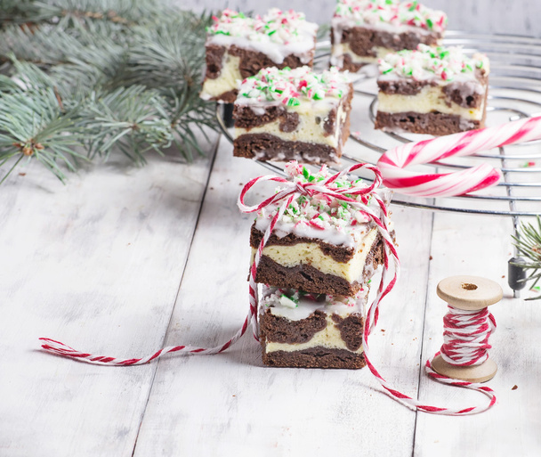 Kerstmis brownies met chocolade en crème kaas  - Foto, afbeelding