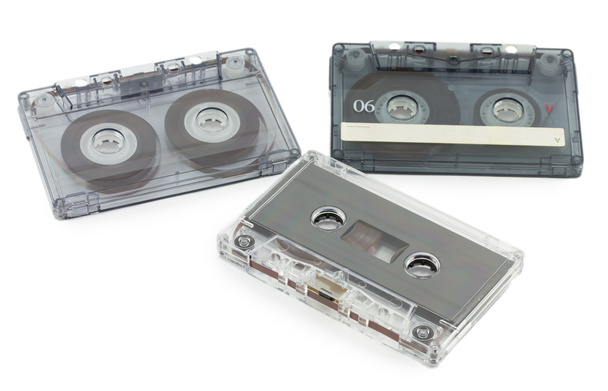 музичні касети ізольовані на білому фоні
 - Фото, зображення