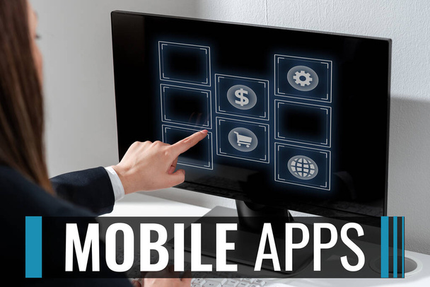 Ручная вывеска Mobile Apps, концепция, означающая, что небольшие программы созданы для работы на телефонах, таких как магазин приложений или магазин приложений. - Фото, изображение