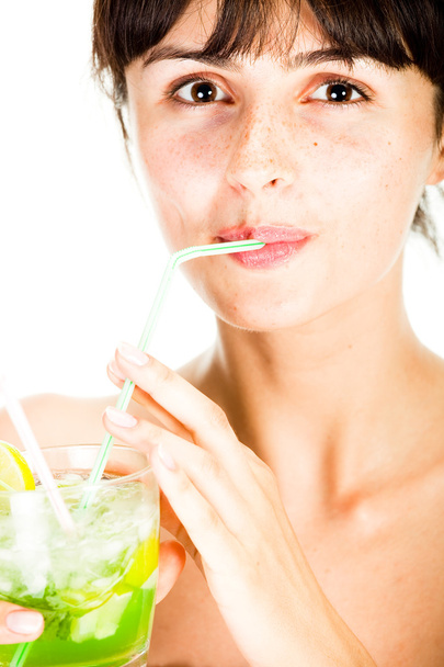 junge sexy Frau mit einem Cocktail - Foto, Bild
