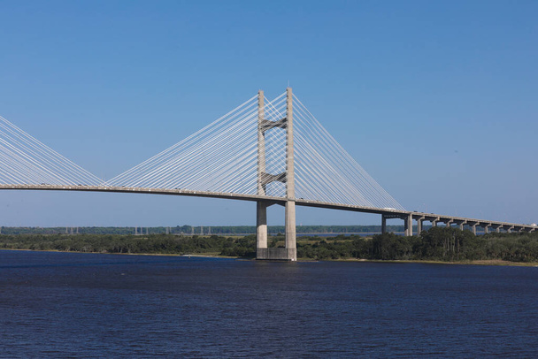 Dames Point Bridge against the clear blue skies in Jacksonville Florida - Fotoğraf, Görsel