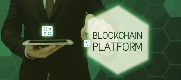 Текст, показывающий вдохновение Blockchain Platform, бизнес-подход Cryptocurrency digital exchanging on virtual space - Фото, изображение