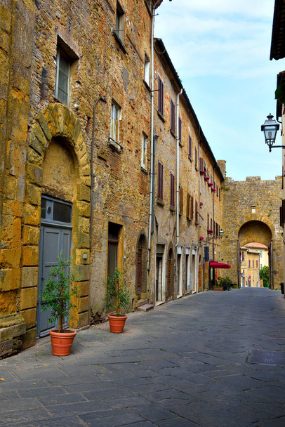 the historic center of Volterra tuscany Italy - 写真・画像