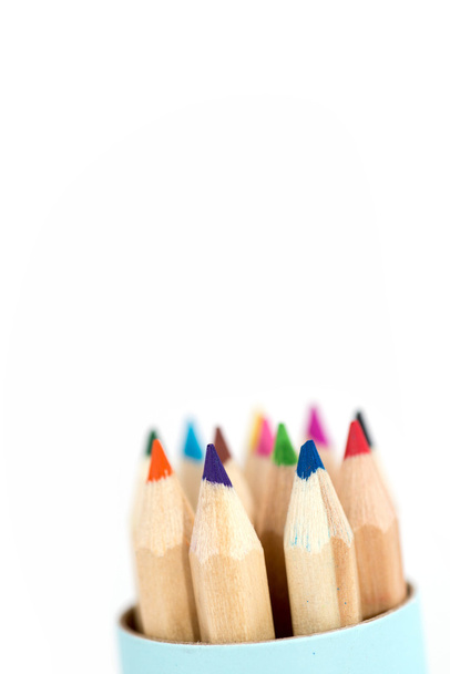kolorowy ołówek na białym tle - Zdjęcie, obraz