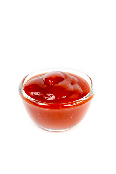 Salsa de tomate aislada sobre blanco
 - Foto, imagen