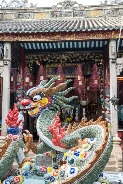 Cantonese assembly hall Dragon statue in Hoi An, Vietnam - Fotoğraf, Görsel