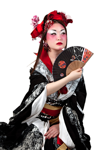 Женщина в изолированном японском кимоно
 - Фото, изображение