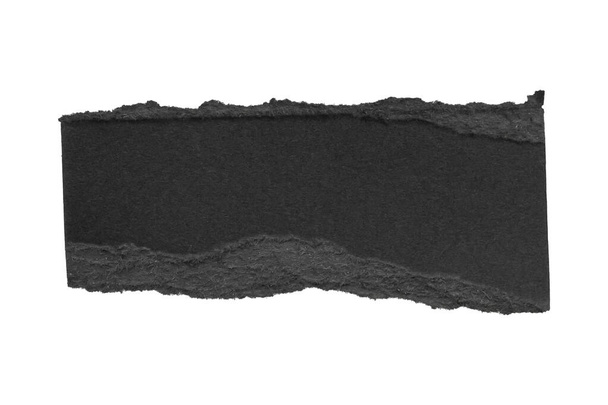 Nero strappato carta strappato bordi strisce isolate su sfondo bianco - Foto, immagini