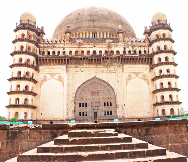 Gol gumbaz palazzo e mausoleo bijapur Karnataka india
 - Foto, immagini