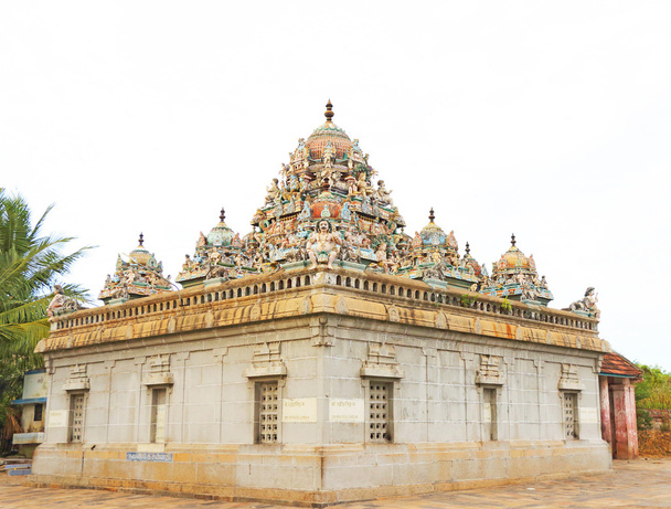 Масивні стародавнього храму комплекс Чідамбарамом Таміл Наду Індії - Фото, зображення