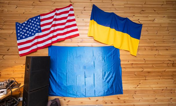 флаг Украины и Соединенных Штатов Америки - Фото, изображение