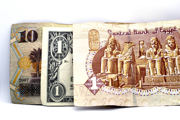 Різні валюти, показані на зворотному боці
 - Фото, зображення