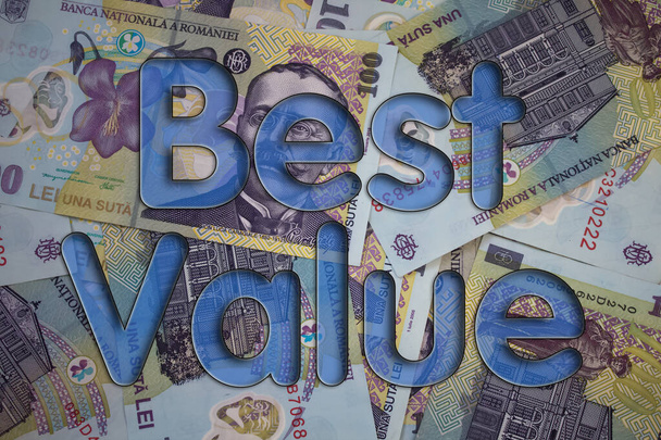 Bestes Preis-Leistungs-Verhältnis mit Geld. Hintergrund der Papierwährung mit unterschiedlichen Banknoten. - Foto, Bild
