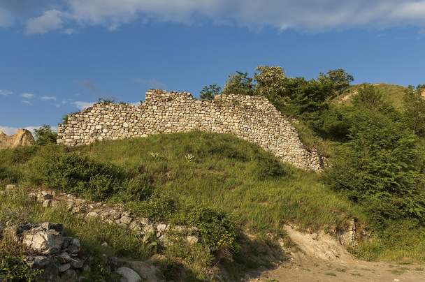 Stare mury twierdzy w mieście Melnik - Zdjęcie, obraz