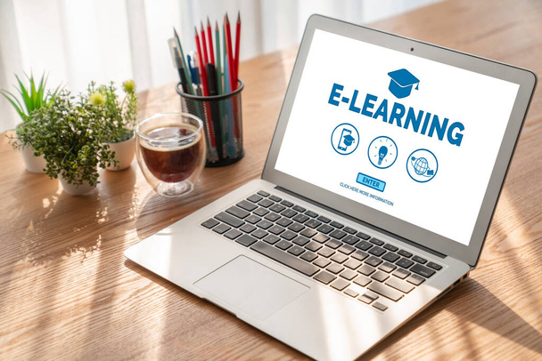 Strona internetowa e-learningu z modish sofware dla studentów do nauki online w sieci internetowej - Zdjęcie, obraz