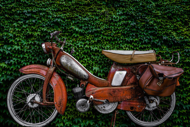 Vintage Avrupa Moped - Fotoğraf, Görsel