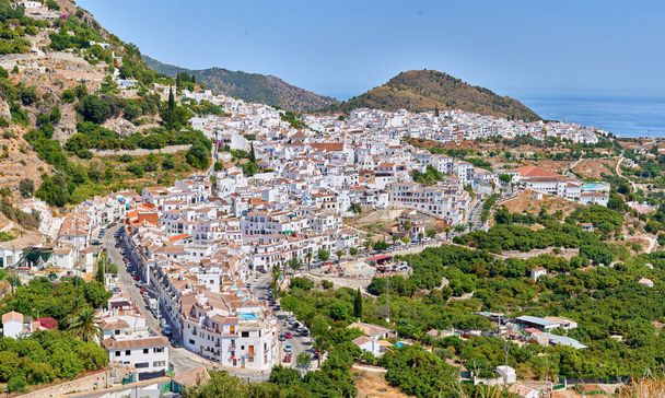 Фригилиана - красивый старый город Андалусии. Красивый старый город Фригилиана, Андалусия, Испания - Фото, изображение
