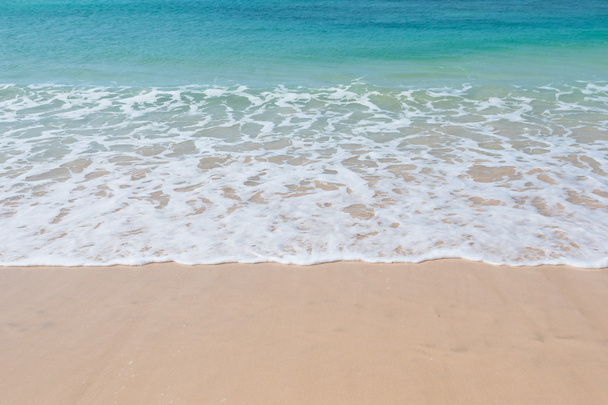 Καθαρό νερό σε Chaves παραλία Praia de Chaves στο Ακρωτήριο Ve Boavista - Φωτογραφία, εικόνα