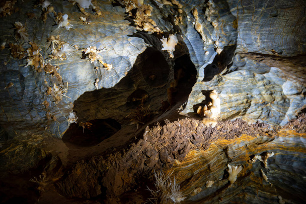 Ochtinska Aragonite Cave, Slovakia - Foto, Bild